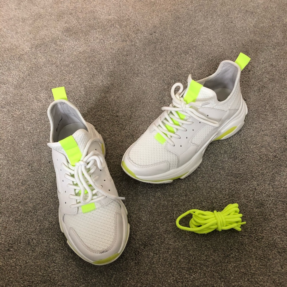 Chunky Steven by Steven Madden Sneaker